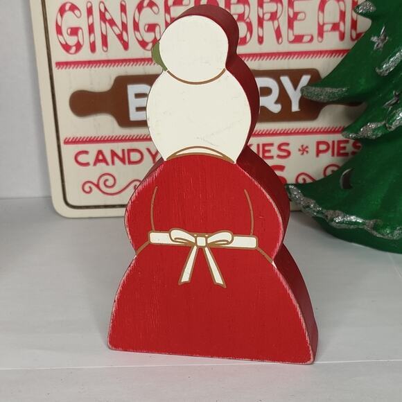 Mrs. Claus Bakery Gingerbread Cookie Plate Wood Tiered Tray Tabletop Decor - Picture 6 of 10